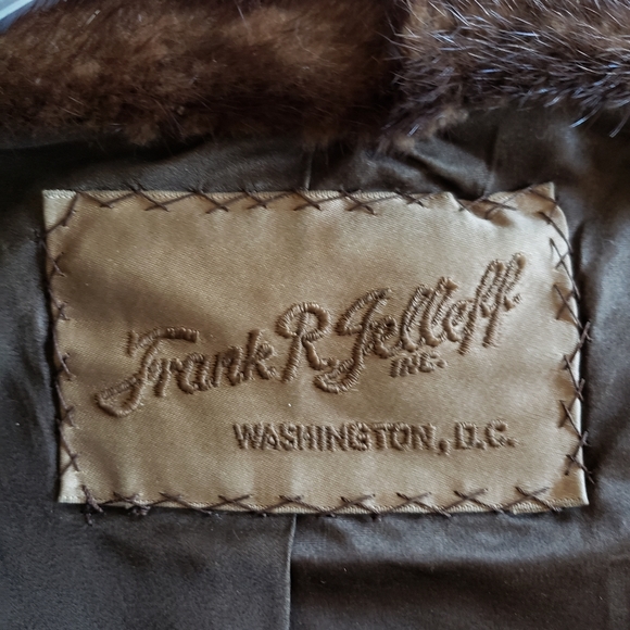 Mink stole - Picture 2 of 2